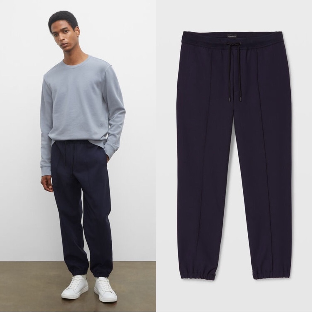 Club Monaco Tech Jogger Size Medium NWT Navy Blue